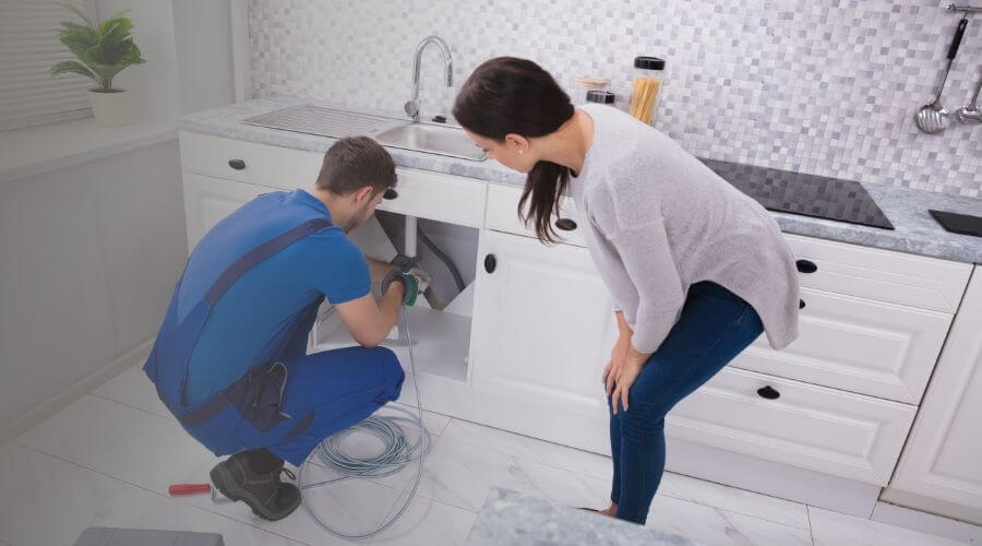 Professional Leak Detection Services in Roll, AZ